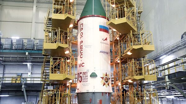  وكالة الفضاء الروسية روس كوسموس تقدم صاروخ حامل جديد يحمل اسم بوبيدا (النصر)، بمناسبة الذكرى الـ75 لعيد النصر في الحرب الوطنية العظمى (1941-1945)  - سبوتنيك عربي