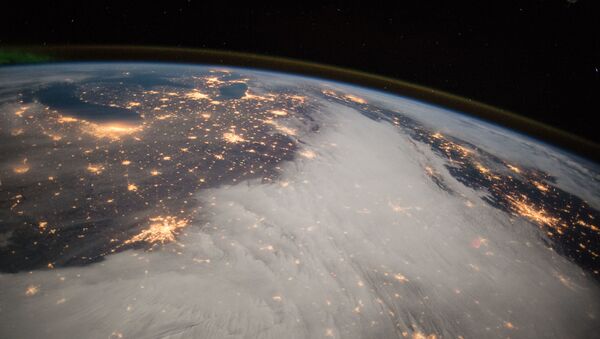 صورة لأمريكا الوسطى التقطها قائد البعثة الفضائية الـ42 الأمريكي باري ويلمور من مربكة الفضاء الدولية، 2014 - سبوتنيك عربي