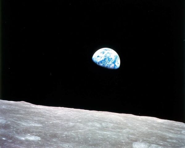 أول صورة للأرض من مدار القمر، تم التقاطها في 24 ديسمبر عام 1968 خلال مهمة أبولو 8 - سبوتنيك عربي