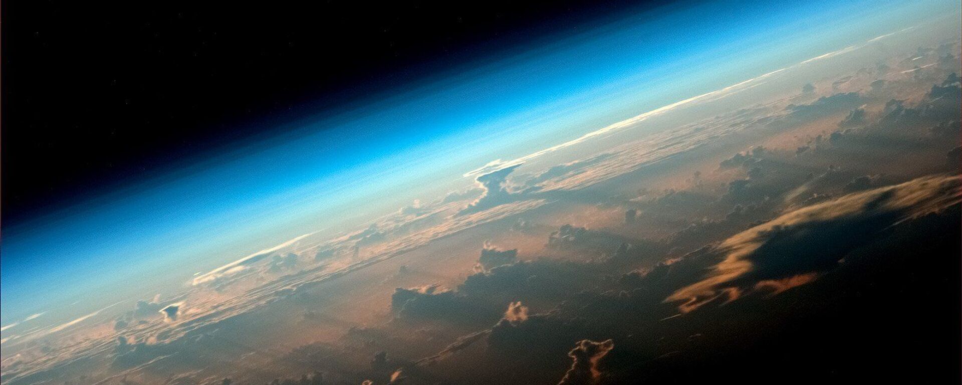 صورة للأرض من محطة الفضاء الدولية التي التقطها رائد الفضاء من وكالة روسكوسموس الروسي أوليغ أرتيمييف - سبوتنيك عربي, 1920, 08.05.2021