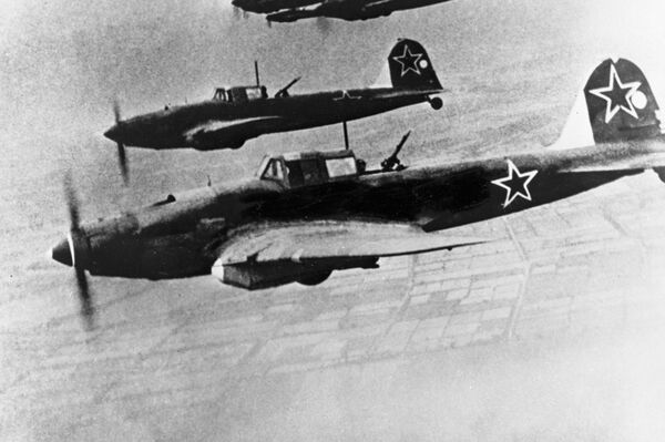 صور من أرشيف الحرب الوطنية العظمى (1941 - 1945) - الطائرات السوفيتية متجهة إلى برلين، أبريل/ نيسان 1945 - سبوتنيك عربي