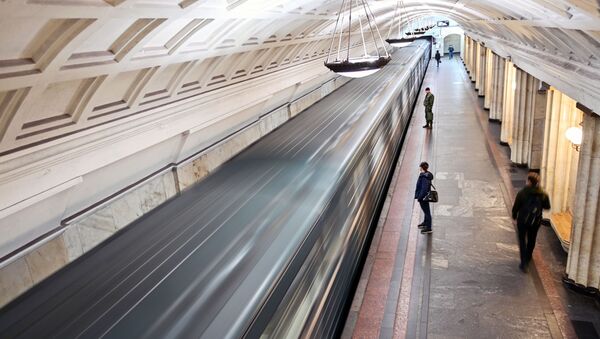 محطات مترو خلال العزل الذاتي في موسكو - أوخوتني رياد، جائحة كورونا 23 أبريل 2020 - سبوتنيك عربي