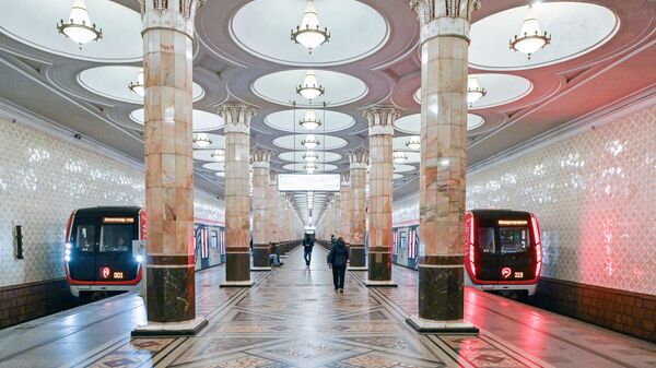 محطات مترو خلال العزل الذاتي في موسكو -  كييفسكايا، جائحة كورونا 23 أبريل 2020 - سبوتنيك عربي