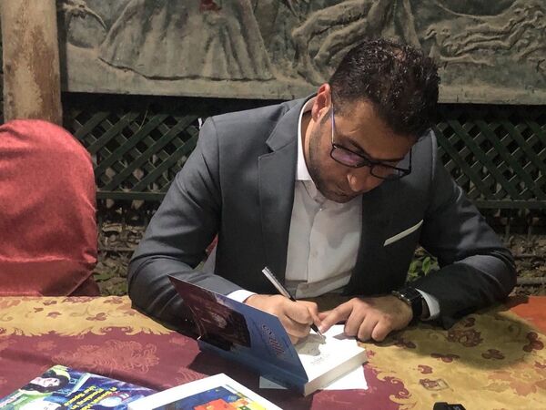 الروائي محمد طرزي لـسبوتنيك: كورونا طرح علامات استفهام حول مفهوم التقدم الروائي محمد طرزي لـسبوتنيك: كورونا طرح علامات استفهام حول مفهوم التقدم - سبوتنيك عربي