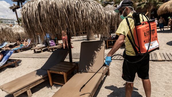 تخفيف قيود الحجر الصحي المفروضة بسبب كورونا في اليونان، افتتاح شواطئ أثينا أمام الزوار، 23 مايو 2020 - سبوتنيك عربي