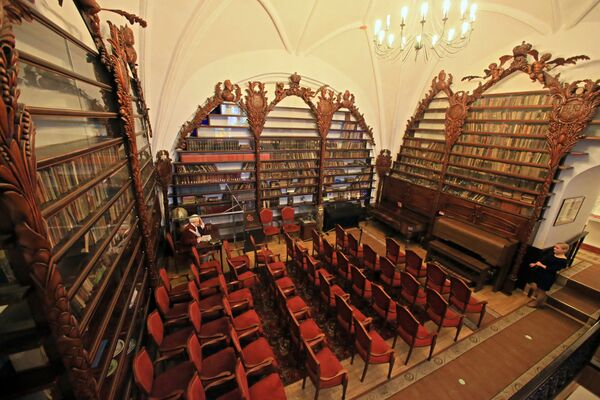 قاعة المطالعة في مكتبة فالينرودسكايا في كالينينغراد - سبوتنيك عربي