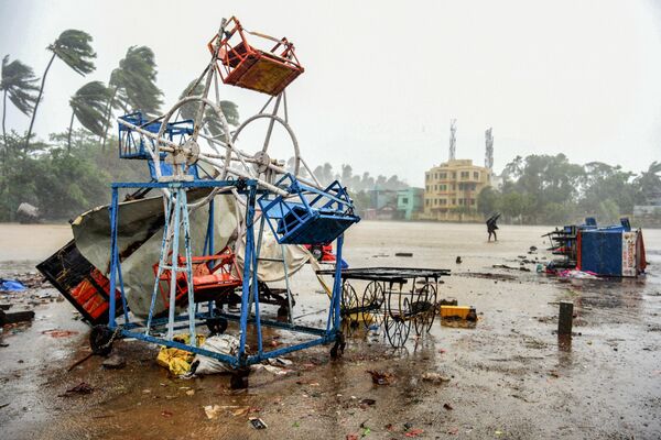 تداعيات إعصار نيسارغا على الساحل الغربي من الهند 3 يونيو 2020 - سبوتنيك عربي