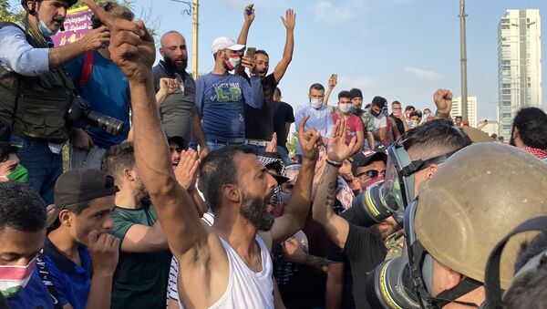 تظاهرات واحتجاجات وسط العاصمة بيروت، لبنان 6 يونيو 2020 - سبوتنيك عربي
