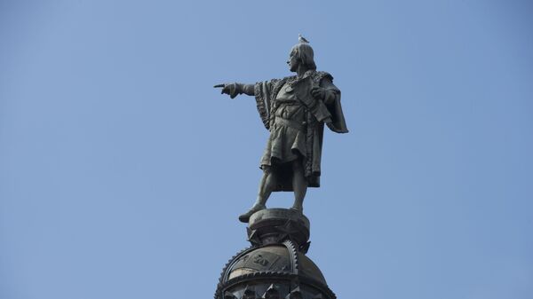 تمثال كريستوف كولومبوس في برشلونة - سبوتنيك عربي