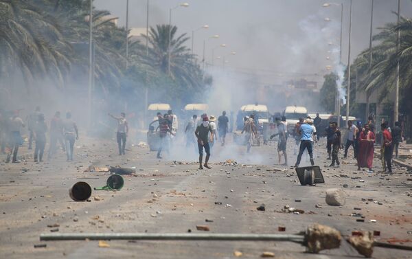 مواجهات بين محتجين وقوات الأمن في تونس - سبوتنيك عربي