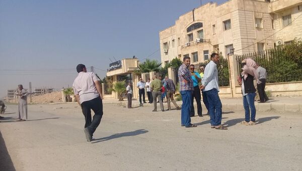 العاملون فيالسورية للحبوب وكهرباء الحسكة يعتصمون ضد قسد - سبوتنيك عربي