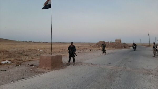 جنود الجيش السوري يطردون دورية أمريكية شرقي الحسكة - سبوتنيك عربي